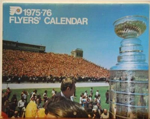1975-76 PHILADELPHIA FLYER VINTAGE TEAM AUSGABE KALENDER TOLLER SPIELER FOTOS Y3 - Bild 1 von 1