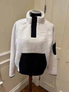 under armour jacket women Size M Black And White NWT - Picture 1 of 11