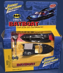 2002 Johnny Lightning 1960's Batman BatBoat 1/64 Model Kit New Casting Worn Box - Bild 1 von 6