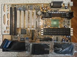 Płyta główna ASUS P2B-F rev 1.00 | Komplet | Czytaj OPIS - Zdjęcie 1 z 4