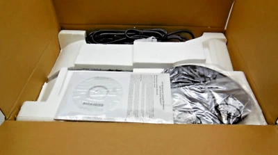 HP S1933, 18.5" LCD MONITOR WITH STAND - Image 1 of 4