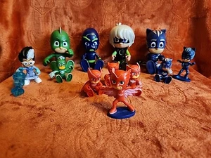 Menge (4) 6" PJ Mask sprechende Figuren. Einweg. + (8) Bonus 3" Figuren wie abgebildet. - Bild 1 von 6