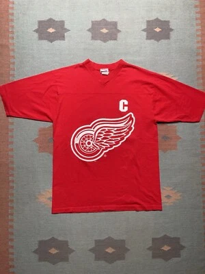 Vintage graphic t shirt Detroit red wings Yzerman jersey style hockey NHL large - Image 1 of 4