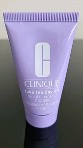 Clinique Take The Day Off Facial Cleansing Mousse Cleanser Makeup Sunscreen Oil - Picture 1 of 3