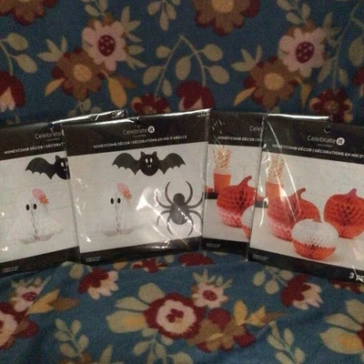 Celebrate It Halloween Party Honeycomb Bat, Ghost and Pumpkin Indoor Decor - Image 1 of 3