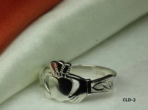 ANELLO CLADDAGH CLASSICO NODO CELTICO FASCIA LISCIA MISURA 6-10 ARGENTO STERLING 925~CL2~MXW - Foto 1 di 6