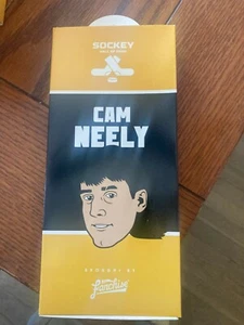 CAM NEELY PAIR OF SOCKS BOSTON BRUINS SIZE 7-12 NEW - Picture 1 of 2