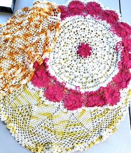 Lot VTG crochet doilies multicolor Pink yellow orange retro pink is ruffled B - Picture 1 of 17