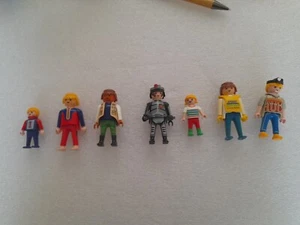 Playmobil lot differents Personnages ..... AG - Picture 1 of 10
