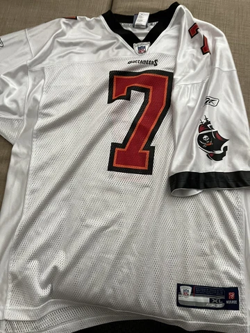 Tamba Bay Buccaneers #7 Vintage Jeff Garcia Jersey Cover