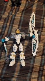 LEGO BIONICLE: Kopaka-Master of Ice (70788) Incomplete