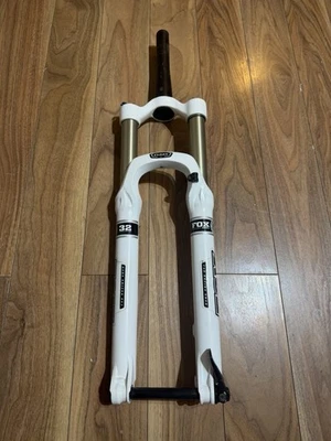 FOX 🦊 GALLEGGIANTE 32 CTD FIT 150mm viaggio 100x15mm 26” ruota sterzo conico - Immagine 1 di 4