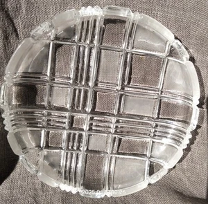 Mikasa Plaid Tartan Stratton Pattern Crystal Clear and Frosted Plate - Picture 1 of 8
