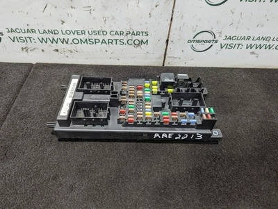 RANGE ROVER EVOQUE L538 FUSE BOX BJ3214F041AD - Image 1 of 3