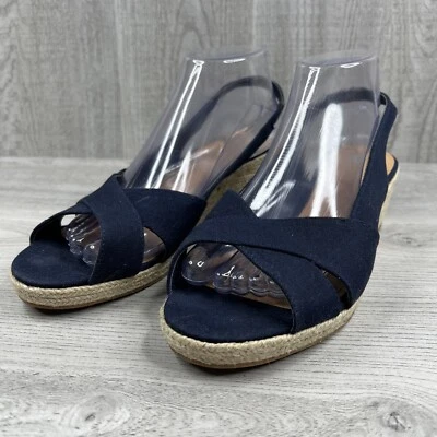 CP by Dress Barn Jules W Punta Abierta Cuña Eslinga Trasera Sin Cordones Para Mujer Azul Marino 9W Foto 1 de 4