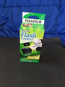 Fuji Film Single Use Quick Snap Flash Camera 400 speed 27 exposures - NEW - Picture 1 of 4