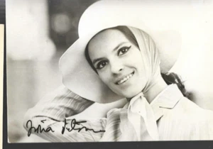 vintage 1950's autographed 3 x 6 photo Russian actress Irina Petrescu - Picture 1 of 1
