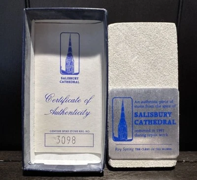"Aguja de piedra arquitectónica de la catedral de Salisbury Wiltshire Inglaterra 4"" X 2""" Foto 1 de 4