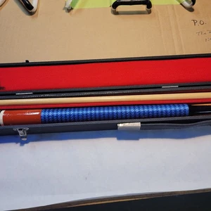 MTA Pool Cue in a hard case, two piece blue, 58 inch, 17 ounce, very nice - Picture 1 of 9