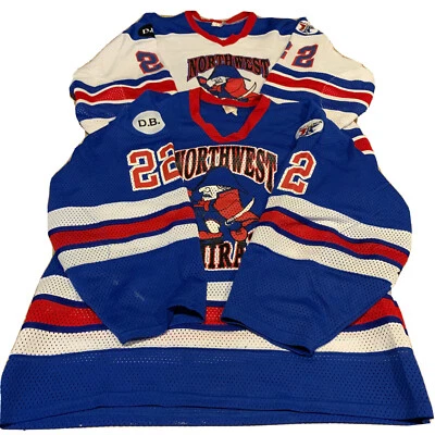 Camiseta deportiva de hockey vintage de Northwest Admirals talla mediana blanca de ligas menores juveniles Foto 1 de 4