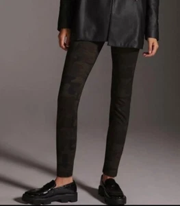 Neu Anthropologie Sanctuary Hose grün tarnfarben Stretch Leggings klein - Bild 1 von 7