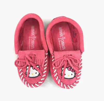 Minnetonka Hello Kitty Child's Moccasins - Size 7 - Pink - 2-AA10 - Imagem 1 de 4