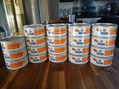 19 paquetes Hills Science Diet comida húmeda enlatada para gatos, latas de 7+, 5,5 OZ para adultos NUEVO c/d Foto 1 de 4