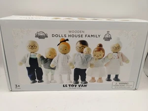 NEU UND VERPACKT versiegelt Le Toy Van Holzpuppe Familie Mama Papa Oma Opa Baby für Haus - Bild 1 von 5