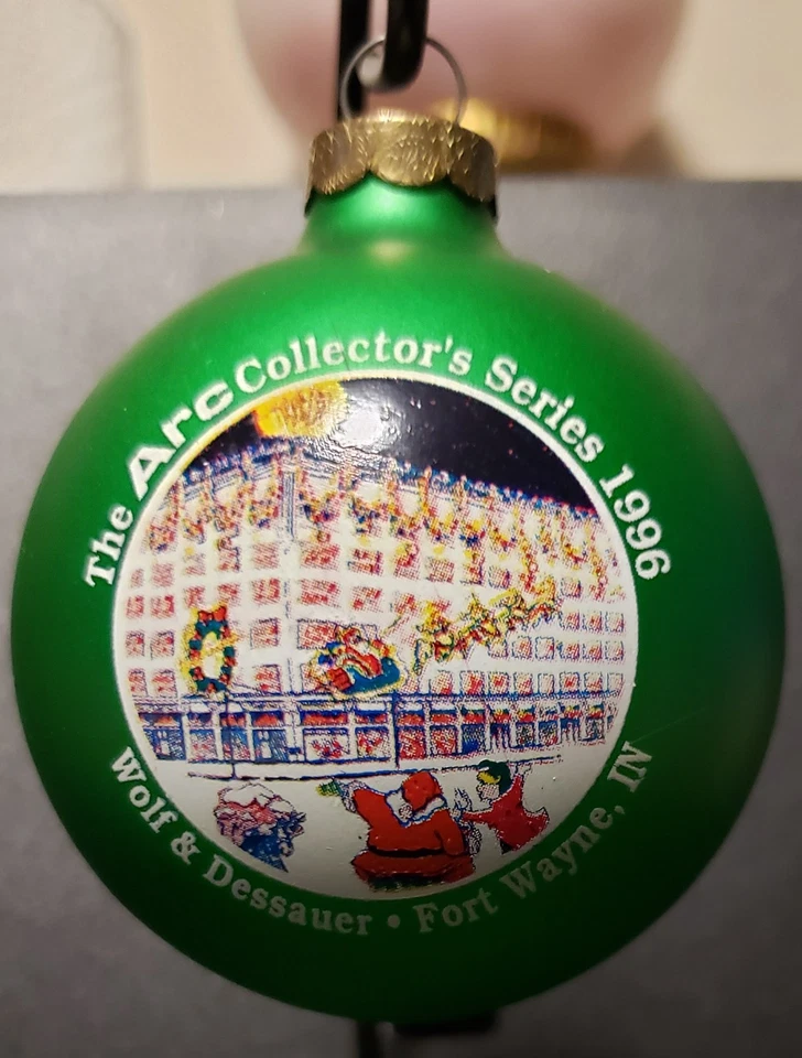 ARCO 1996 COLECCIONISTAS SERIE WOLF & DESSAUER FORT WAYNE INDIANA ADORNO DE NAVIDAD Foto 1 de 1