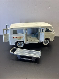 Vintage Pressed Steel Nylint Ford Econoline Ambulance Van - Picture 1 of 14