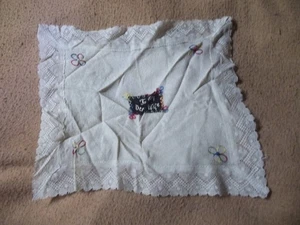 Vintage Spitzenborte Taschentuch "TO MY DEAR WIFE", Stickerei. 14" x 13" - Bild 1 von 3
