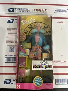 Mattel New York Toys R Us Times Square- Barbie Exclusive - Rare - Picture 1 of 8