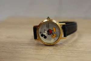 Vtg Lorus Disney Mickey Mouse Watch Women 26mm Gold Tone V811-1410 New Battery - Picture 1 of 6