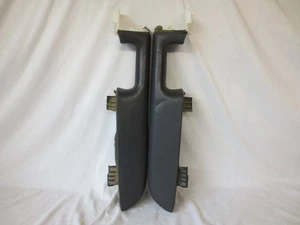 03-06 Chevy Silverado arm rest L&R GRAPHITE *broken tabs* ~ 015 07 22 25 - Picture 1 of 20