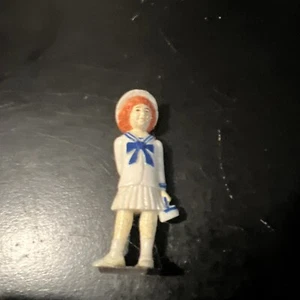 Red Hair School Girl Dollhouse 2" Tall Sailor Dress '82 Vtg Little Orphan Annie - Picture 1 of 3