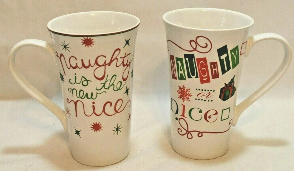 222 Fifth озорной / изящный Рождественский фарфор латте кружки комплект из двух новый - Изображение 1 из 3