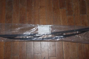 Komatsu Wiper Blade Black 421-925-A230 - Picture 1 of 3