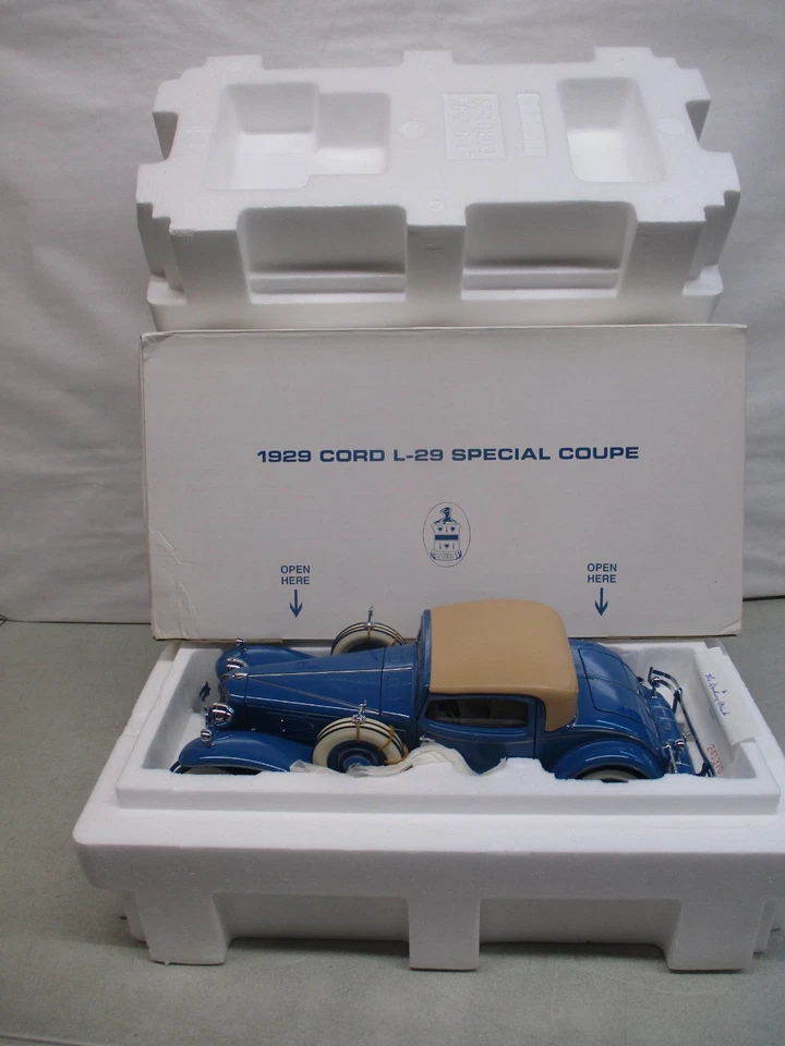 Danbury Mint 1929 Cord L-29 Special Coupe 1/16 - Image 1 of 4