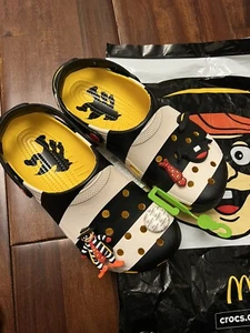 MCDONALD’S X CROCS HAMBURGLAR CLASSIC CLOG M9 W11 US SANDALS NWT BAG JIBBITZ - Picture 1 of 7