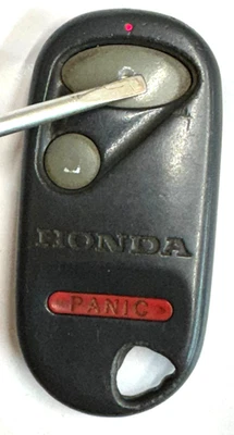 OEM HONDA CRV CR-V 02-11 CIVIC ELEMENT KEYLESS ENTRY REMOTE CAR KEY FOB PANIC - Image 1 of 4