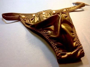 Pantillas para hombre, bikinis talla mediana de cuero negro aspecto se abre completamente con decoración - Imagen 1 de 5