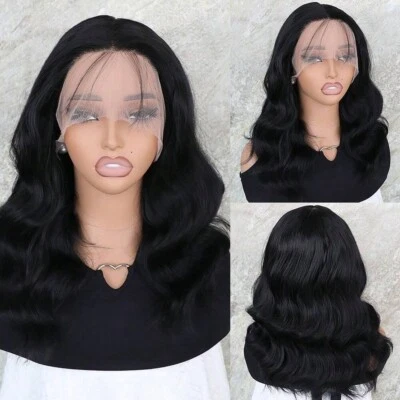 Pelucas delanteras de encaje onduladas de cuerpo corto suaves como cabello humano peluca negra natural pre arrancada Foto 1 de 4