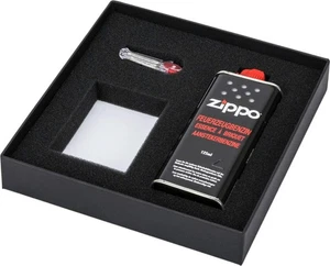 ZIPPO - GESCHENKSET - BENZIN - FEUERSTEINE - BOX - IDEAL FÜR ZIPPO - Bild 1 von 2