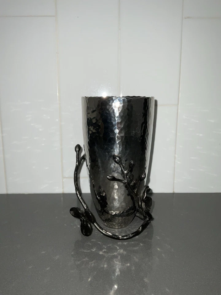 Michael Aram - Jarrón de acero inoxidable martillado orquídea negro Foto 1 de 4