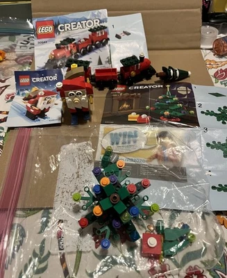 Лот из 3 рождественских тематических наборов LEGO. Поезд, катание на лыжах Санта, Рождественская елка с руководствами - Изображение 1 из 4