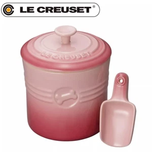 Contenedor de comida para mascotas de gres Le Creuset con tapa y cuchara, rosa concha - Nuevo - Imagen 1 de 7