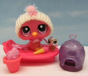 LITTLEST PET SHOP #1430 RARO BOLSO CIEGO ROSA PINGÜINO Y ADOLESCENTE TRINEO IGLÚ SOMBRERO - Imagen 1 de 14