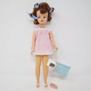DE COLECCIÓN DÉCADA DE 1960 PEDIGRÍ HECHO EN INGLANDIA SINDY PRIMERA MUÑECA SINDY RARA CASTAÑO - Imagen 1 de 14