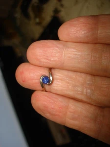 Vintage Used Delicate 10k White Gold Blue Star Sapphire  Ring Size 6 - Picture 1 of 6