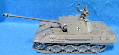 Tanque Pantera Alemán Segunda Guerra Mundial Juguete Clásico Soldados con Comandante para Soldados de Juguete Foto 1 de 4